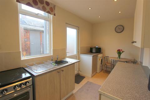 2 bedroom terraced house for sale, Kitchener Street, Darlington