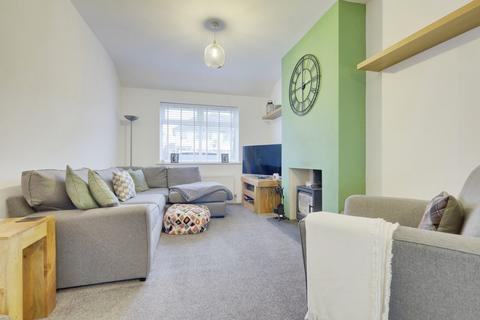 2 bedroom semi-detached bungalow for sale, Caulfield Road, Southend-on-Sea, SS3