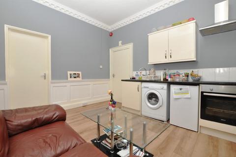 1 bedroom flat to rent, 00000081 Cumberland Street