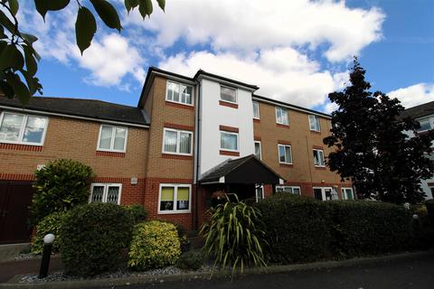 2 bedroom flat for sale, Oakleigh Close, Swanley