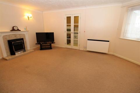 2 bedroom flat for sale, Oakleigh Close, Swanley