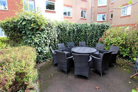 1 bedroom apartment for sale, Kennett Court, Oakleigh Close, Swanley