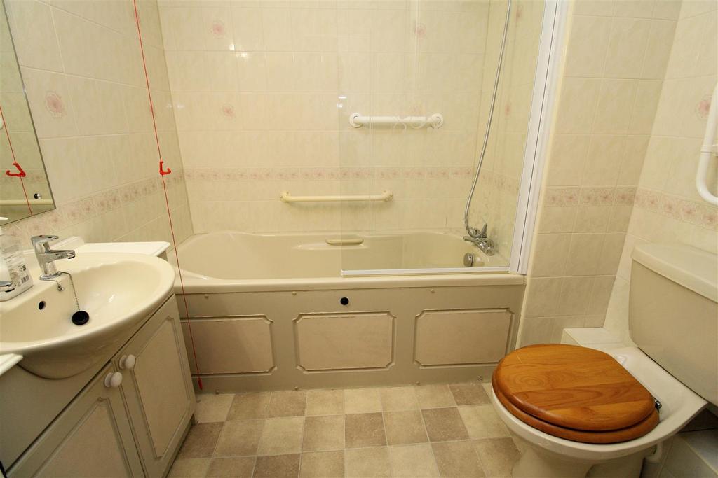 New bathroom.jpg