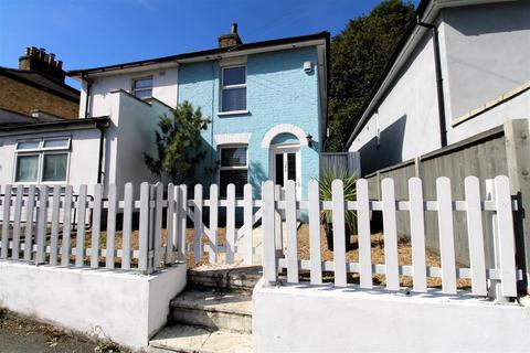 3 bedroom semi-detached house for sale, Station Road, Crayford