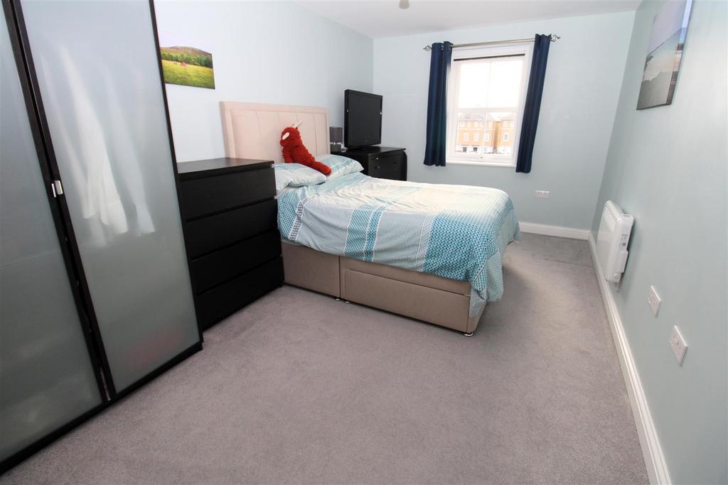 Bedroom 1.JPG