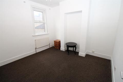 2 bedroom flat to rent, Brookmill Road, London