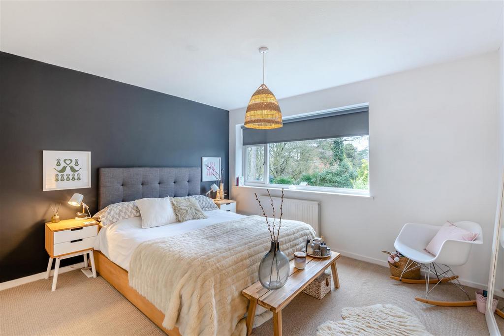 8631340-interior22v2.jpg