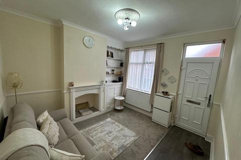 2 bedroom terraced house for sale, Leicester LE5