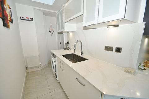 7 Oxlade Drive, Slough, SL3 7SX