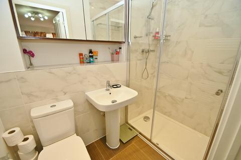 7 Oxlade Drive, Slough, SL3 7SX