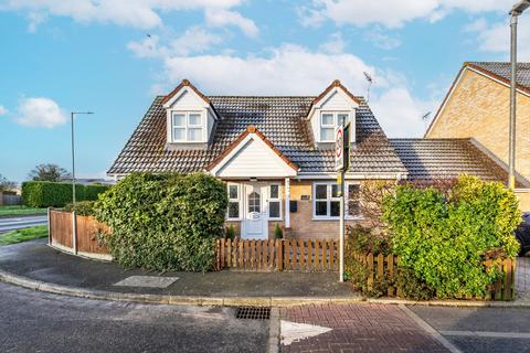 3 bedroom detached house for sale, Bluebell Close, Watton