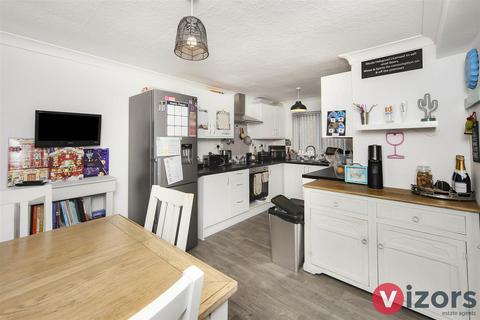 3 bedroom terraced house for sale, Longdon Close, Woodrow South, Redditch