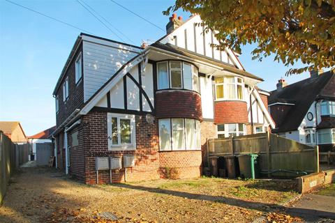 2 bedroom ground floor flat for sale, Elm Drive, Hove