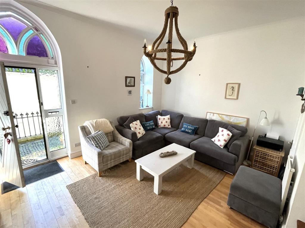 Sitting room.JPG