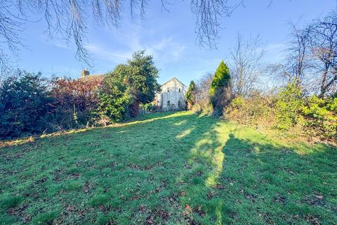 3 bedroom cottage for sale, Huddersfield Road, Huddersfield HD8