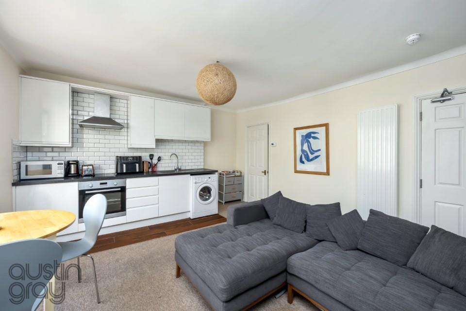 Burlington Street, 26, Flat 4-009.jpg