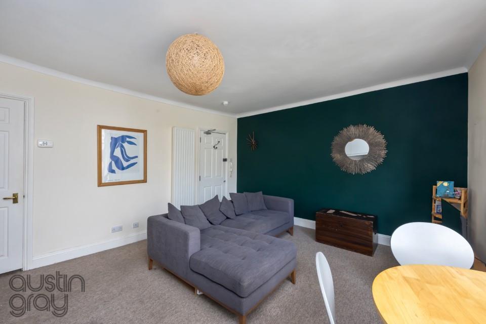 Burlington Street, 26, Flat 4-001.jpg