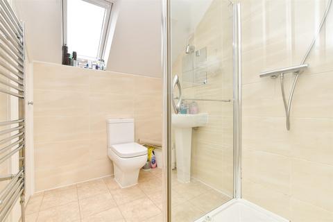 19 Elgin Road, Wallington, SM6 8RE