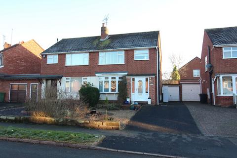 3 bedroom semi-detached house for sale, Beachcroft Road, Kingswinford DY6