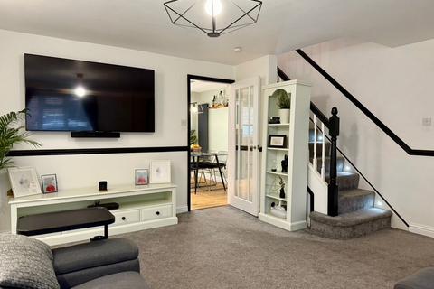 16 Buckfast Close, Belmont, Hereford, HR2 7XL