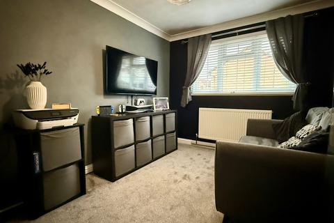 16 Buckfast Close, Belmont, Hereford, HR2 7XL