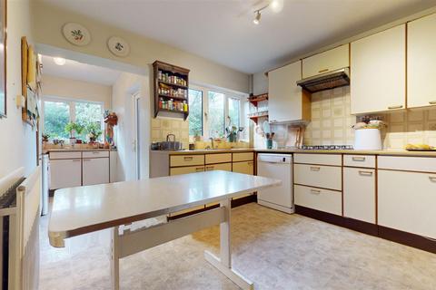 10 Brockhampton, Downhead Park, Milton Keynes, MK15 9BT
