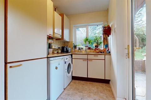 10 Brockhampton, Downhead Park, Milton Keynes, MK15 9BT