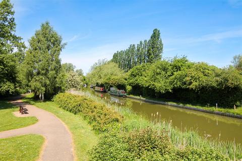 10 Brockhampton, Downhead Park, Milton Keynes, MK15 9BT