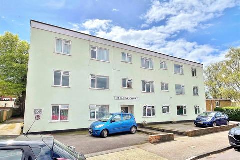 1 bedroom flat for sale, Bruce Avenue, Worthing, West Sussex, BN11