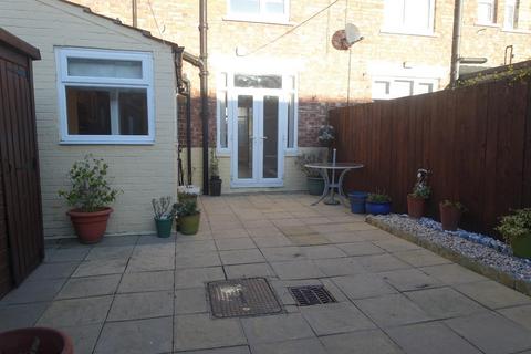 3 bedroom terraced house to rent, Westbourne Road, Middlesbrough