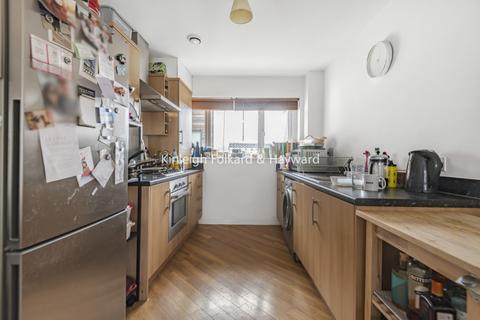 2 bedroom flat to rent, Tooting High Street Tooting SW17