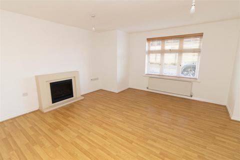 2 bedroom apartment to rent, Cosgrove Court, Benton, Newcastle Upon Tyne