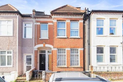 2 bedroom maisonette for sale, London SW16