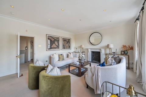 4 bedroom flat for sale, Stanhope Gardens, South Kensington, London, SW7