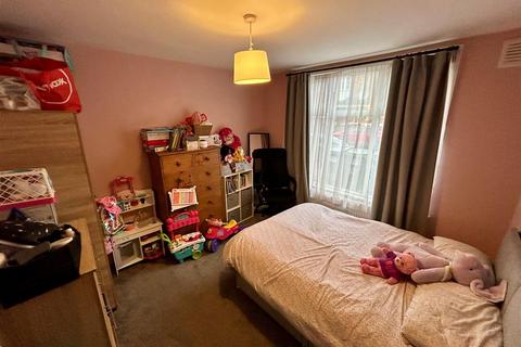 67 Tufton Road, London, E4 8LE