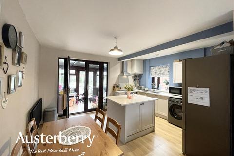 30 Whieldon Crescent, Stoke-on-trent, ST4 4JH