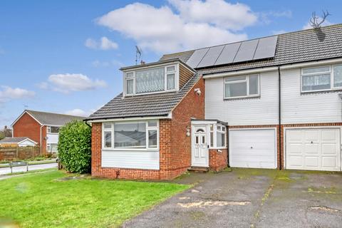 3 bedroom semi-detached house for sale, Higham View, Epping