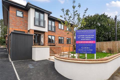 2 bedroom apartment for sale, Wentworth Court, 2-4 High Street, Chalfont St. Peter