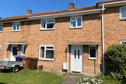 3 bedroom terraced house to rent, Broadmead Avenue, Northampton, NN3 2RR