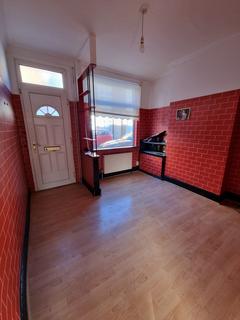 2 bedroom terraced house to rent, Moores Road, Leicester, LE4