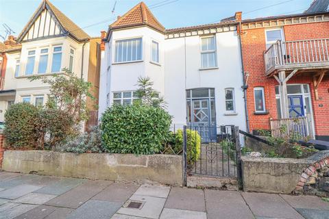 52a Cranley Road, Westcliff-on-sea, SS0 8AL