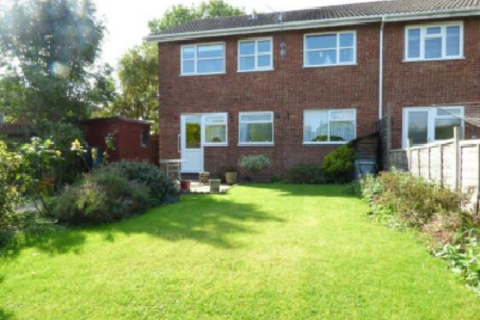 2 bedroom ground floor flat for sale, Wicklow Close, Halesowen B63