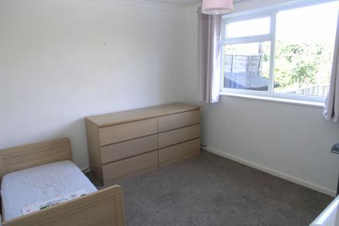 2 bedroom ground floor flat for sale, Wicklow Close, Halesowen B63