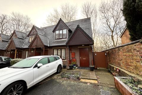 16 Kirkman Close, Manchester, M18 7EA