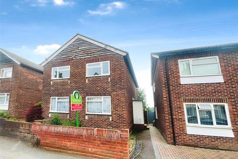 2 bedroom maisonette to rent, Taunton Road, Gravesend DA11