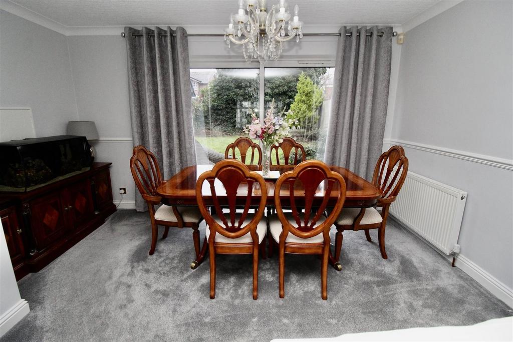 Through Lounge/Dining Room