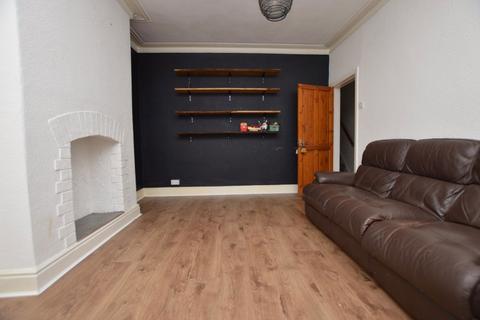 2 bedroom terraced house to rent, Barnsley Street, Wigan