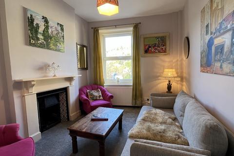 2 bedroom apartment for sale, Church Street, Ventnor PO38