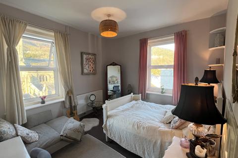 2 bedroom apartment for sale, Church Street, Ventnor PO38