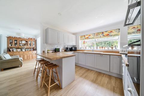 26 Beacon Drive, Selsey, Chichester, PO20 0TW